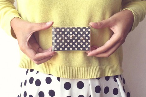 Transparent Biz Cardholder 01