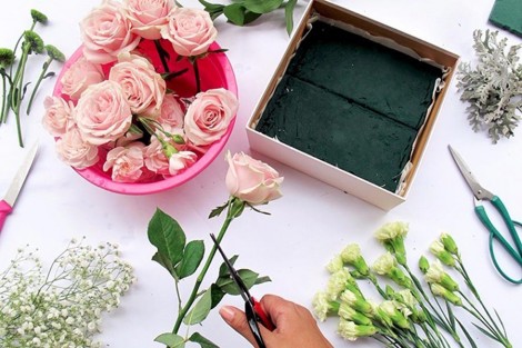 How-To-Make-Your-Own-Bloom-Box
